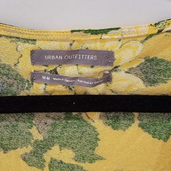 Urban Outfitters Yellow Floral Top M - Picture 3 of 6